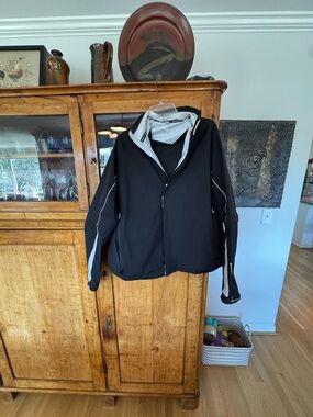 Since Gore-Tex waterproof golf jacket sz Large